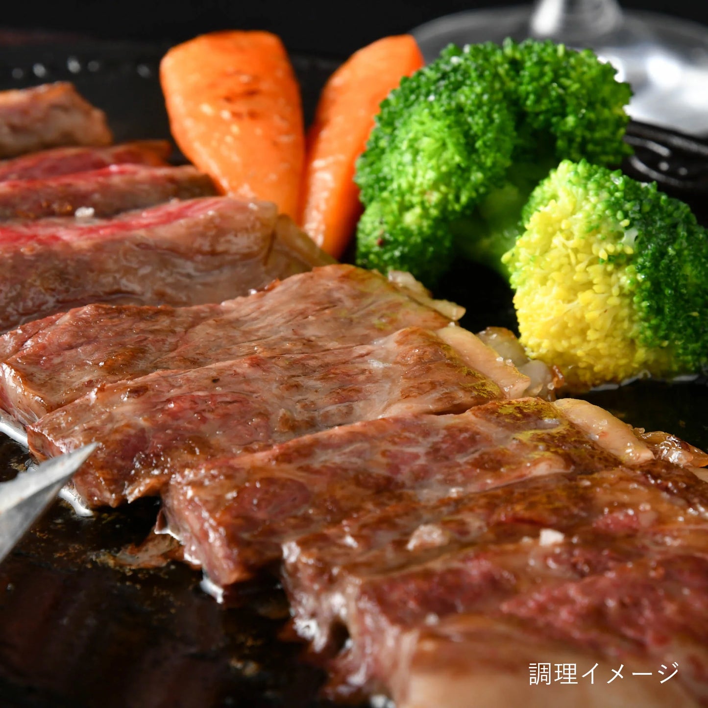 松阪牛サーロインステーキ(杉箱入)